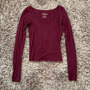 MAROON FORM FITTING LONG SLEEVE TOP